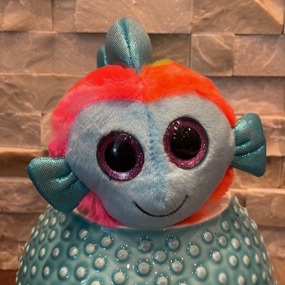 Sparkle Eyes plush fish